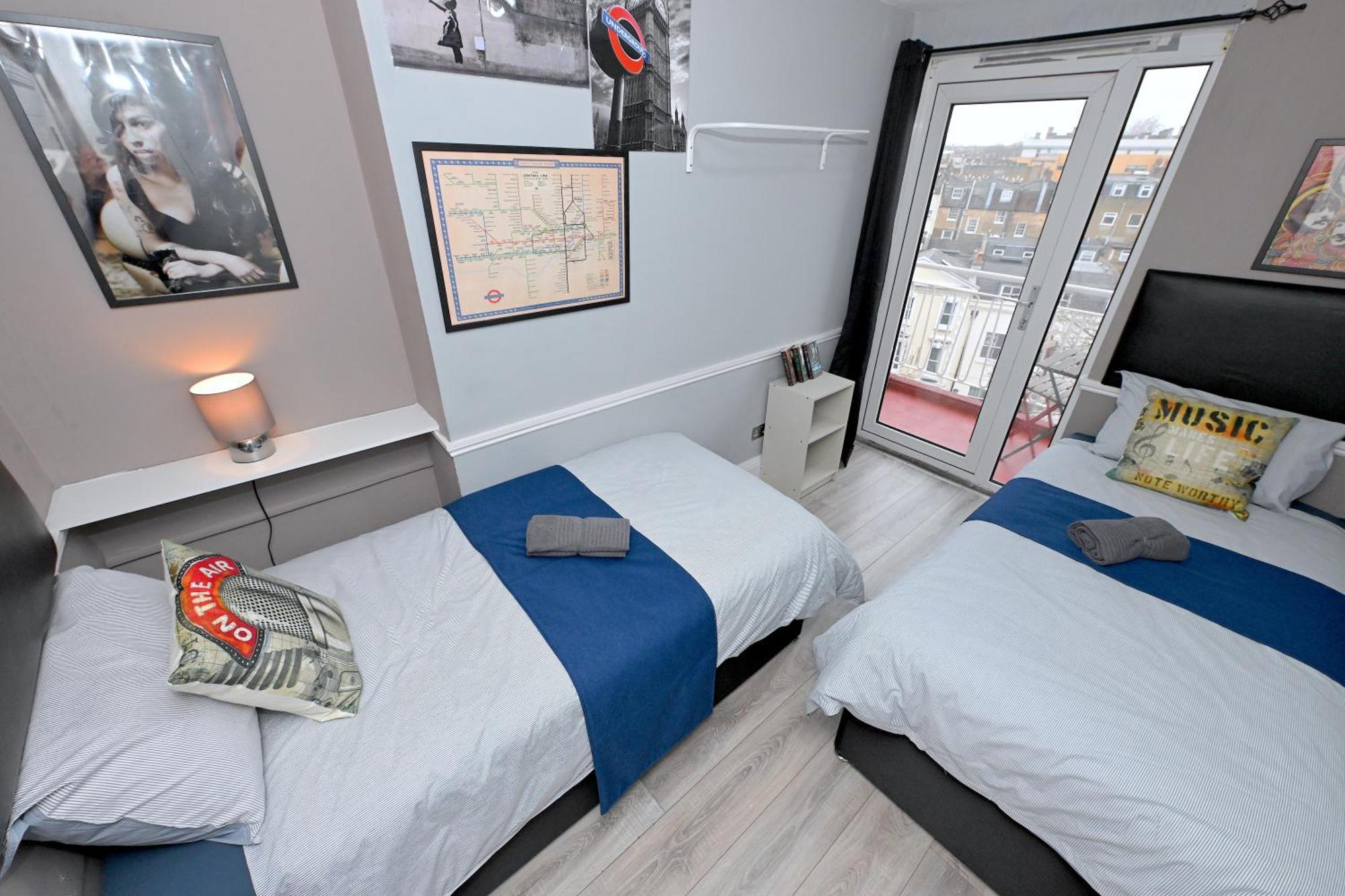 Superb 4 Bedroom Flat In The Heart Of Camden Town Лондон Экстерьер фото